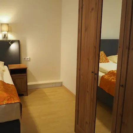 Fuerstenbrunn Grödig