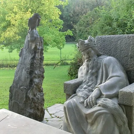 Fuerstenbrunn * Grödig